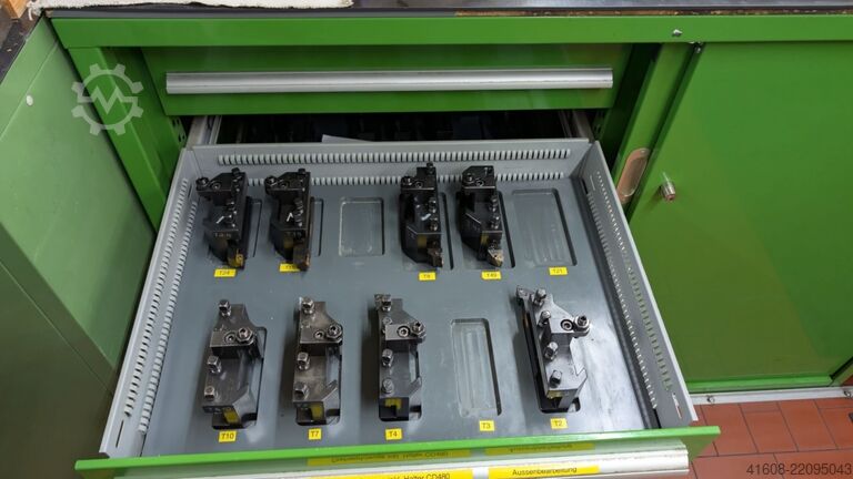 Lathe -  cycle-controlled DMT CD 480