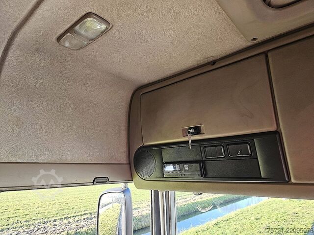 Standard-SZM DAF XF 450 SPACECAB