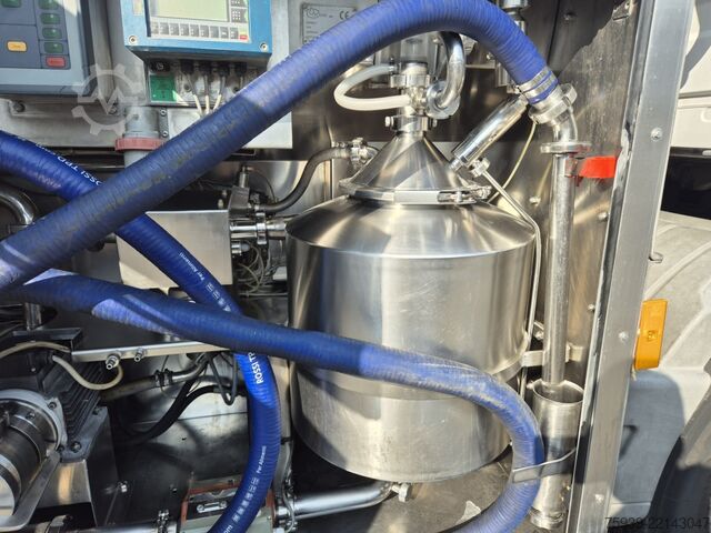 Tanker truck Mercedes Benz Atego 1529  Isoliert - Impeller Anlage