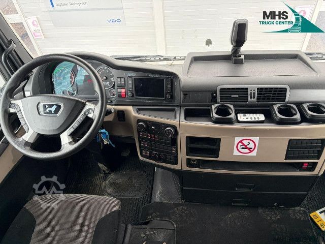 Volume tractor unit MAN TGX 18.460 4X2 LLS-U