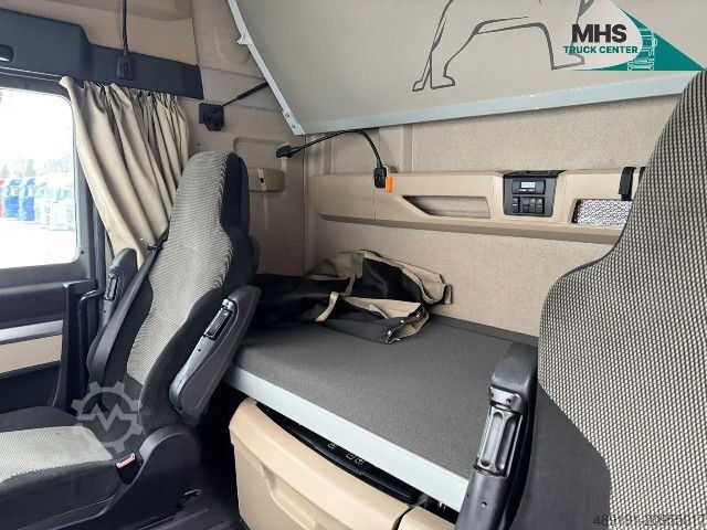 Volume tractor unit MAN TGX 18.460 4X2 LLS-U