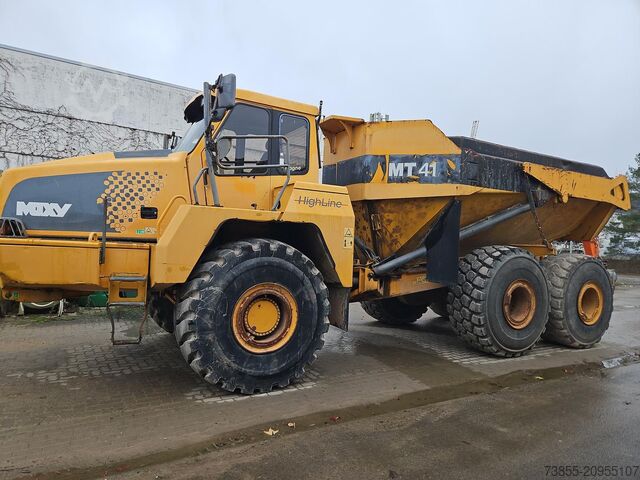 Articulated Dump Truck Moxy MT 41