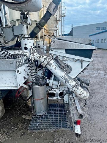 Concrete pump truck MERCEDES-BENZ AROCS 13.240 * Betonpumpe + FUNK * 8x4 * TOP