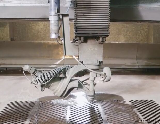 Waterjet cutting machine Flow Mach 4 4020 C