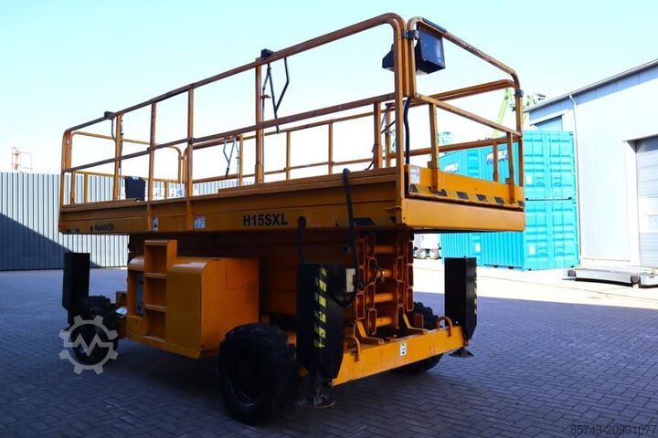 Scissor lift Haulotte H15SXL Diesel, 4x4 Drive, 15m Working Height, 500k