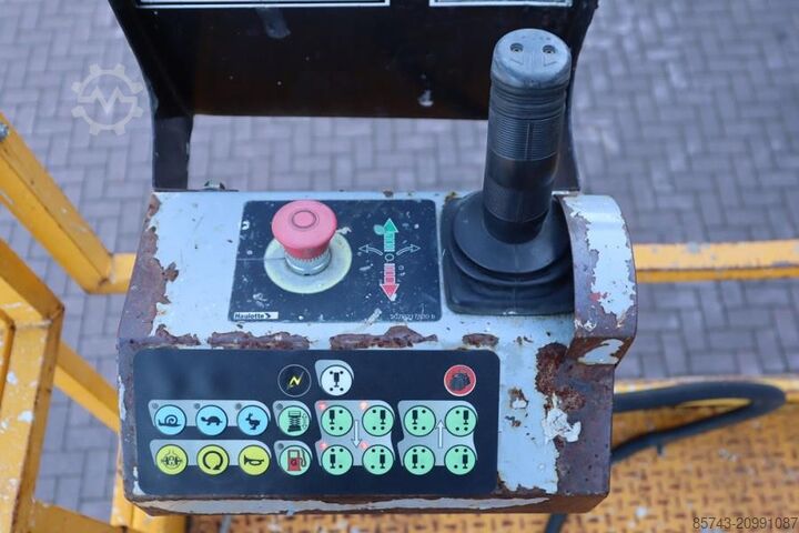 Scissor lift Haulotte H18SXL Diesel, 4x4 Drive, 18m Working Height, 500k