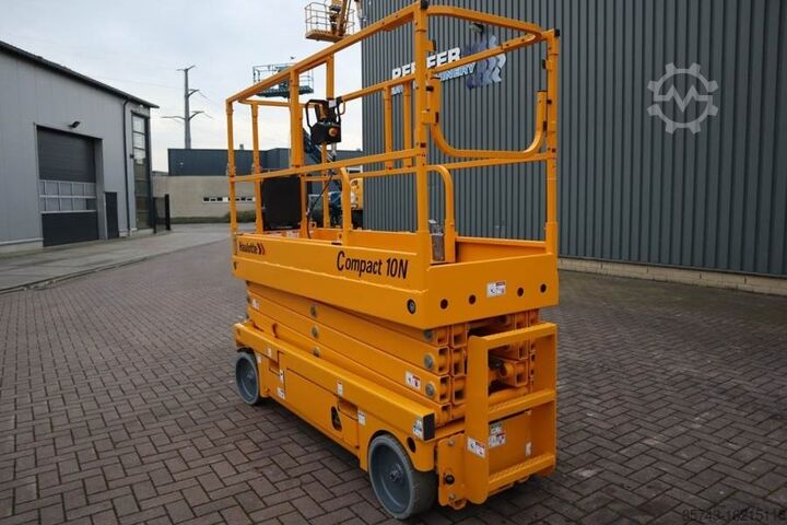 Scherenhebebühne Haulotte Compact 10N Valid inspection, *Guarantee! Non Mark