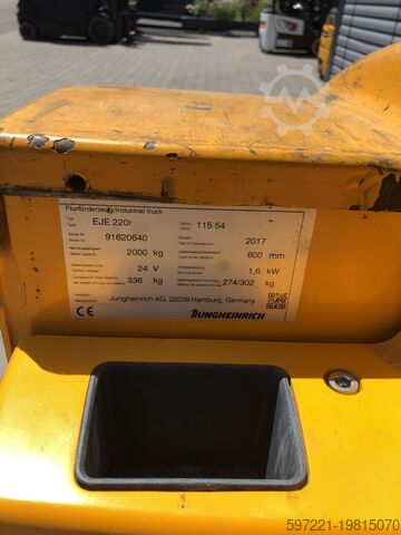 Electric Pallet Trucks Jungheinrich EJE 220 R