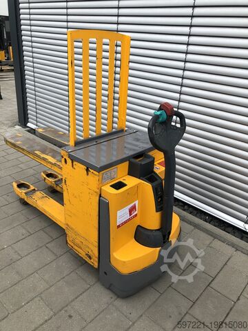 Elektrische Niederhubwagen Jungheinrich EJE-C 20