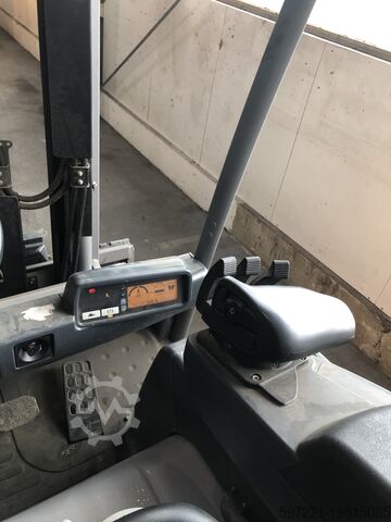Electric - 3 wheels Jungheinrich EFG 215