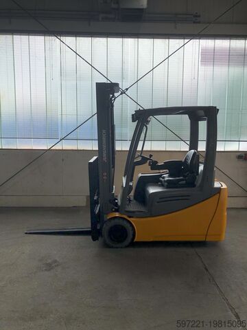 Electric - 3 wheels Jungheinrich EFG 216