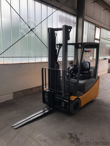 Electric - 3 wheels Jungheinrich EFG 216