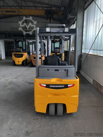 Electric - 3 wheels Jungheinrich EFG 216