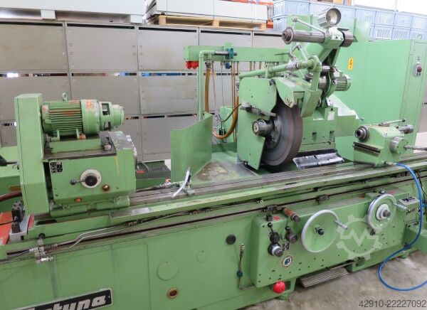 Universal cylindrical grinding machine FORTUNA F25S 2500A