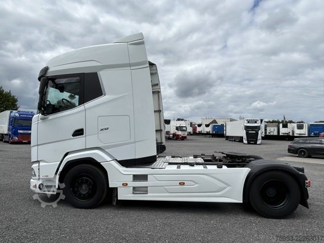 Standard tractor unit DAF XG 530 FT 4x2 Intarder Multihydraulik