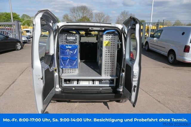 Panel van fiat Fiorino 1,4 Natural Power 2-Sitzer Flügeltür Werkstatteinbauten COC