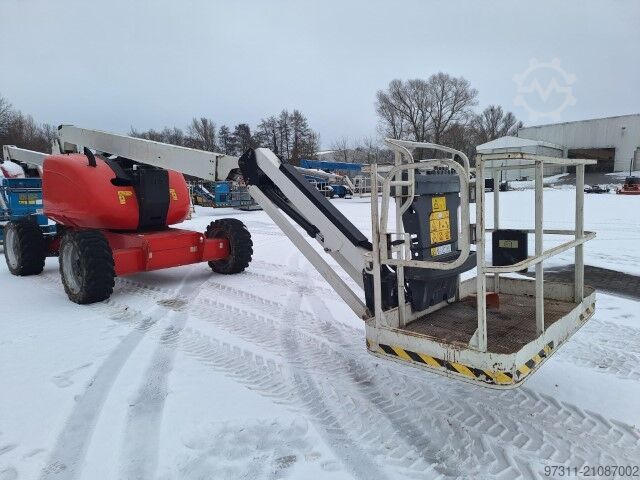 Teleskoparbeitsbühne JLG 600AJ