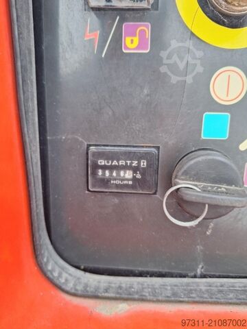 Teleskoparbeitsbühne JLG 600AJ