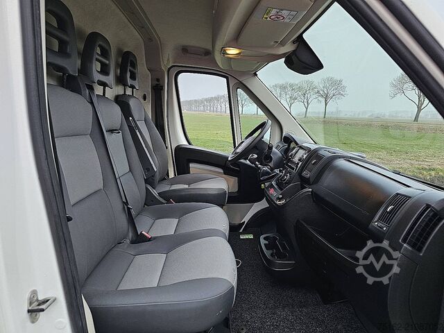 Hochdachkombi PEUGEOT BOXER 2.0 L3H2 Imperiaal Navi!