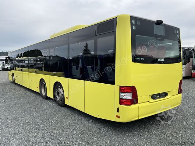 Articulated bus MAN A 44 Lion's City L