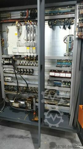 Cnc-Fräszentrum Chiron FZ18L X2000mm 4 axis nikken