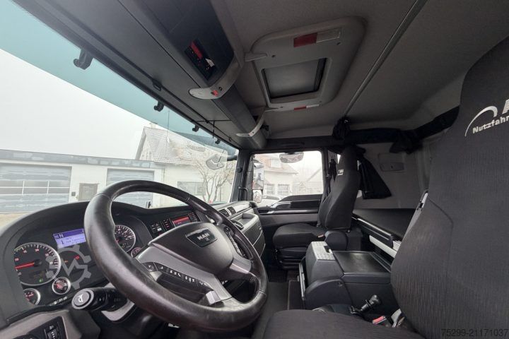 Standard tractor unit MAN TGX 33.540 6x4 SLT Push 160 To / Swiss-Vehicle