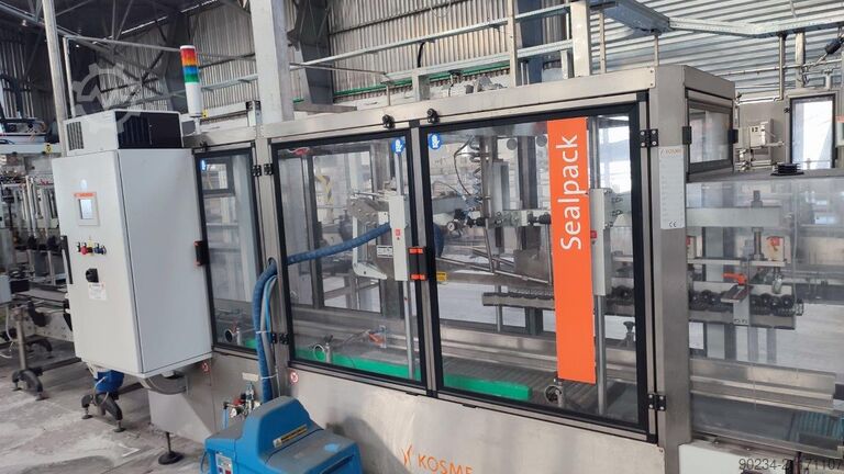 Kosme PET-Abfülllinie mit einer Kapazität von 3000 Flaschen/Stunde KOSME Various