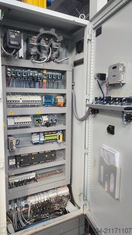 Kosme PET-Abfülllinie mit einer Kapazität von 3000 Flaschen/Stunde KOSME Various