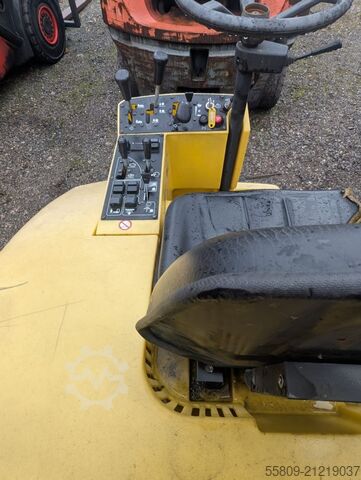 Kehrmaschinen Kärcher KMR 1250 LPG