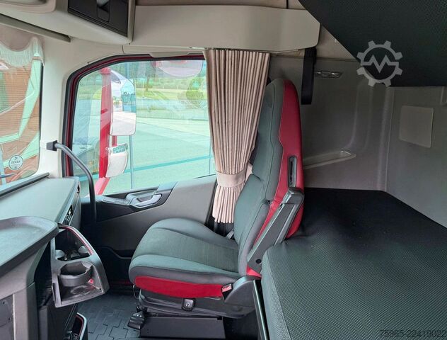 Standard tractor unit VOLVO FH 13.500 I-PARK COOL FULL ADR (ALL CLASSES) SUP