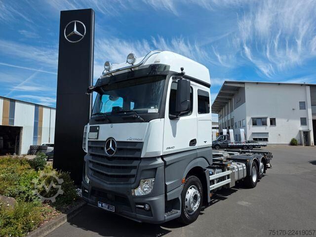 Chassis with cab Mercedes-Benz Actros 2540 L 6x2 BDF Fahrschule 5 Sitze LBW