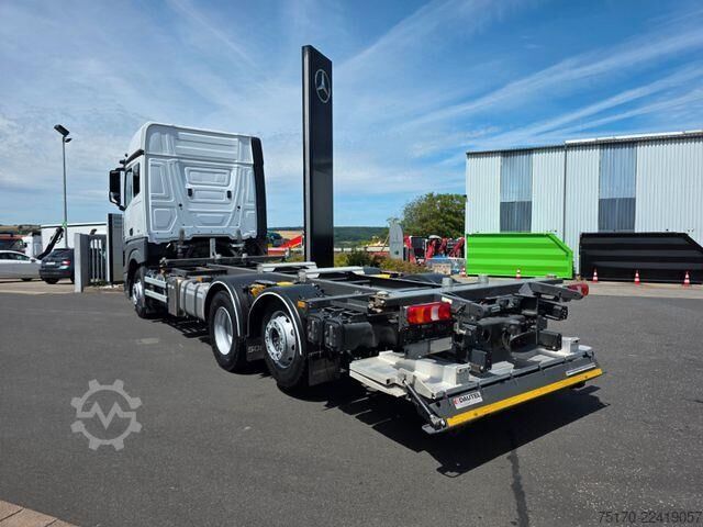 Chassis with cab Mercedes-Benz Actros 2540 L 6x2 BDF Fahrschule 5 Sitze LBW