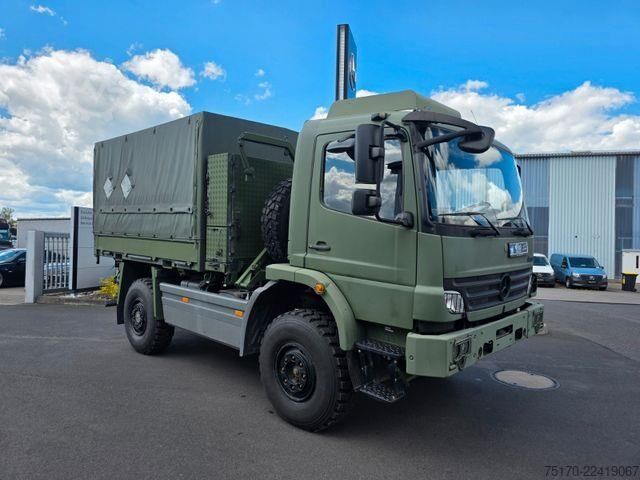 Sliding tarpaulin Mercedes-Benz Atego 1018 A 4x4 Pritsche Plane mehrfach vorh.