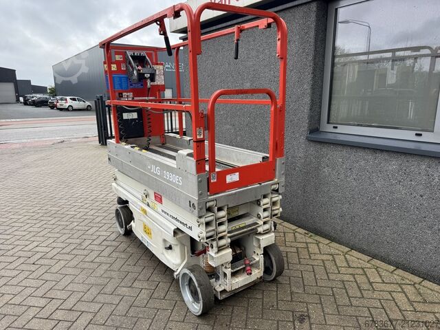 JLG 1930 ES Scherenarbeitsbühne / Scherenlift 8 m Arbeitshöhe elektrisch Baujahr 2014 JLG 1930 ES Schaarhoogwerker / Sciccor Lift 8M Werkhoogte elektrisch 2014