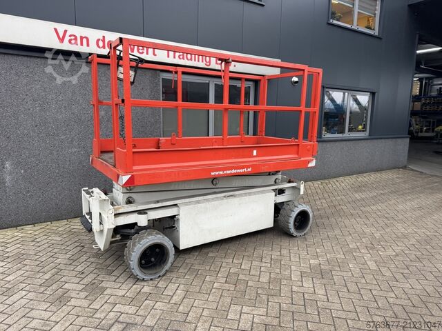 Holland-Lift Y 64 EL 14 Scherenarbeitsbühne / Scherenbühne 8,4 m Arbeitshöhe elektrisch 2015 HOLLAND-LIFT Y 64 EL 14 Schaarhoogwerker / Sciccor lift 8.4M Werkhoogte Elektrisch 2015