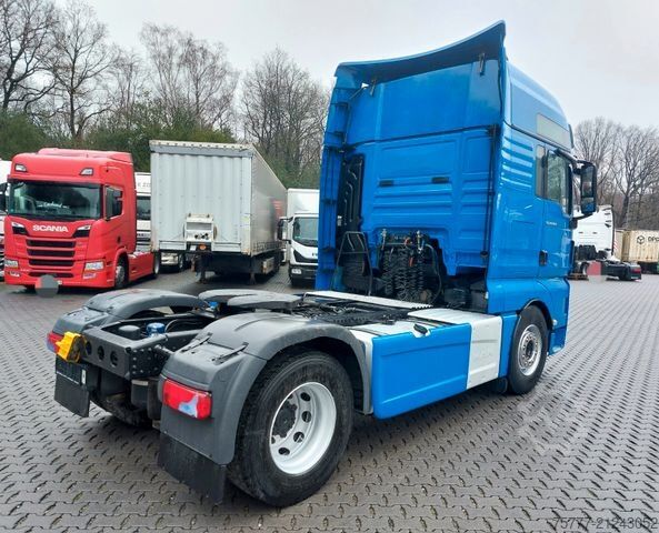 Standard SZM MAN TGX 18.460 XXL-MOTORSCHADEN-INTARDER-2 Tanks