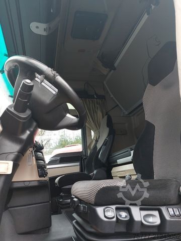 Standard SZM MAN TGX 18.460 XXL-MOTORSCHADEN-INTARDER-2 Tanks