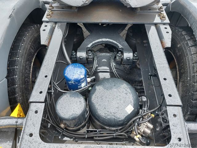 Standard SZM MAN TGX 18.460 XXL-MOTORSCHADEN-INTARDER-2 Tanks