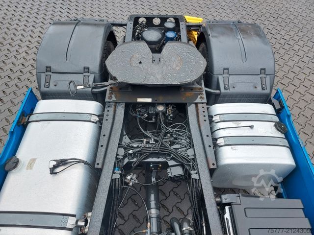 Standard SZM MAN TGX 18.460 XXL-MOTORSCHADEN-INTARDER-2 Tanks