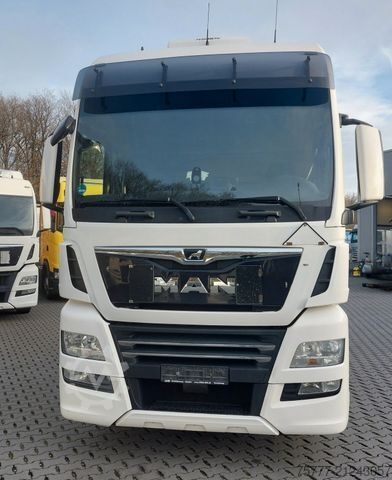 Standard SZM MAN TGX 18.500 XXL-MOTORSCHADEN-INTARDER-2 Tanks