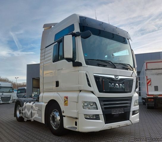 Standard SZM MAN TGX 18.500 XXL-MOTORSCHADEN-INTARDER-2 Tanks