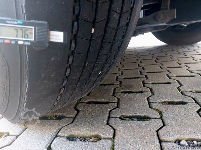 Standard SZM MAN TGX 18.500 XXL-MOTORSCHADEN-INTARDER-2 Tanks