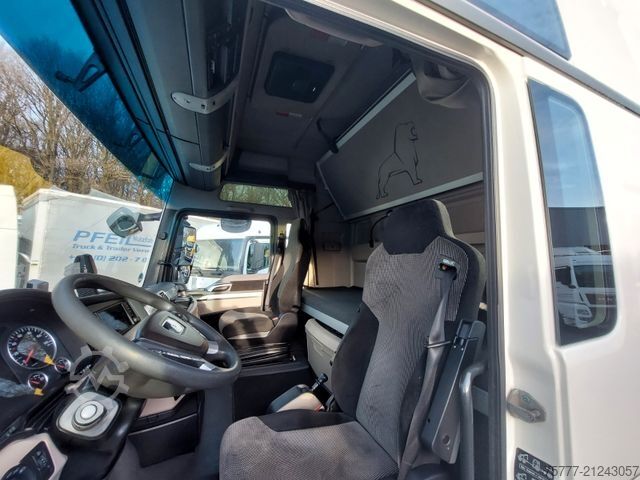 Standard SZM MAN TGX 18.500 XXL-MOTORSCHADEN-INTARDER-2 Tanks