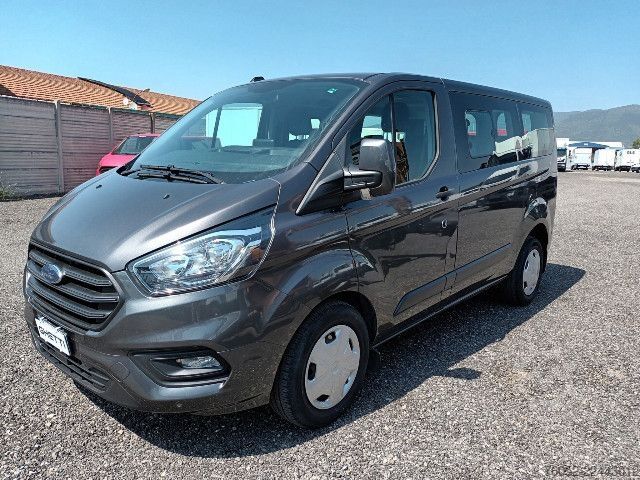 Kleinbus Ford Mod. Vers.