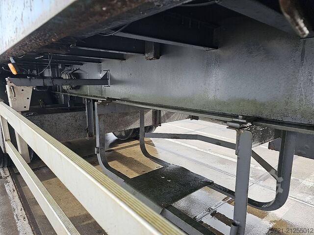 Loading platform with walls PACTON TBD 237 16 TM STENENOPLEGGER