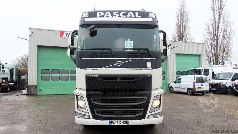Standard-SZM Volvo FH 540 vin: YV2RT60A1JB881331 EURO6 2X FUEL TAN...
