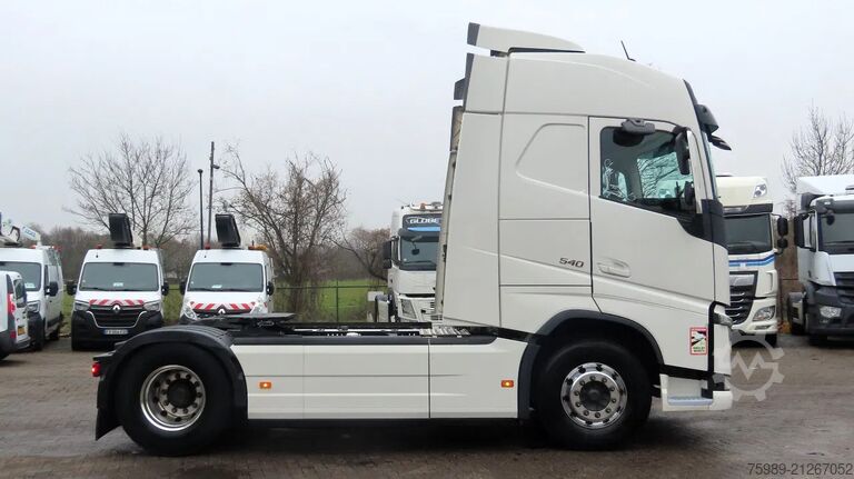 Standard-SZM Volvo FH 540 vin: YV2RT60A1JB881331 EURO6 2X FUEL TAN...