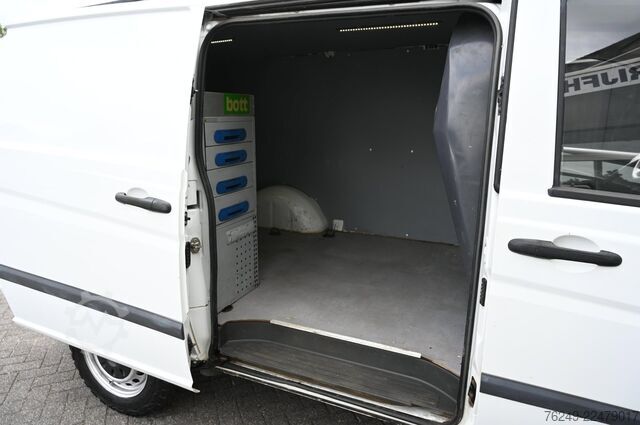 High-roof van Mercedes-Benz Vito 113 CDI 4x4 320 Lang Stoelverwarming Stand...