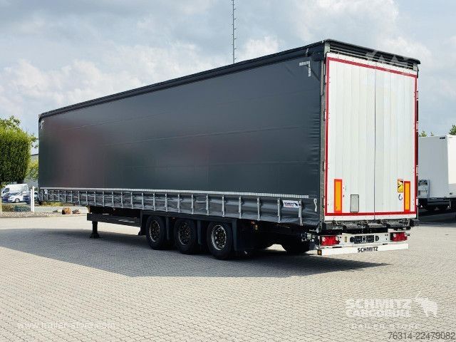 Auflieger mit Pritsche & Plane Schmitz Cargobull Curtainsider Mega Getränke
