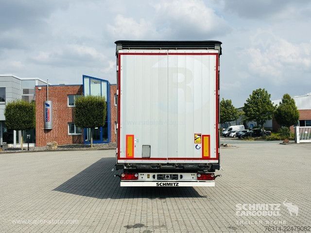 Auflieger mit Pritsche & Plane Schmitz Cargobull Curtainsider Mega Getränke